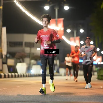 Runner Photo 5774749