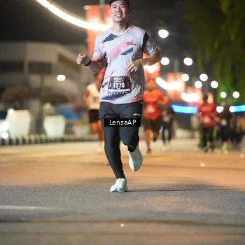 Runner Photo 5774750