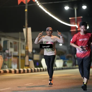 Runner Photo 5774790