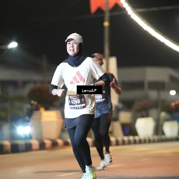 Runner Photo 5774843