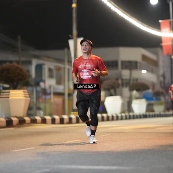 Runner Photo 5774875