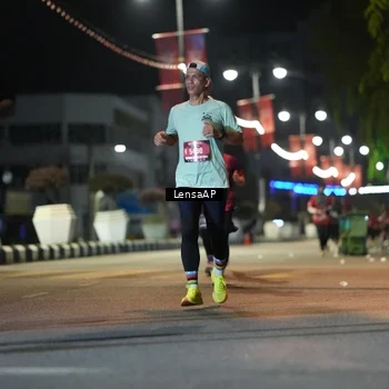 Runner Photo 5774899