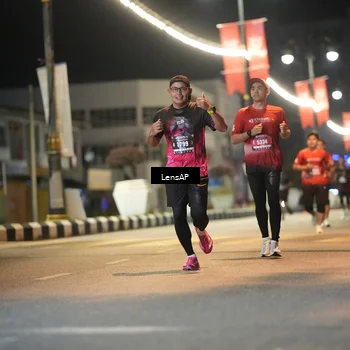 Runner Photo 5774923