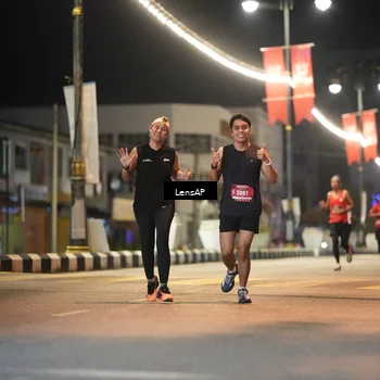 Runner Photo 5774965