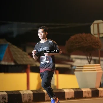 Runner Photo 5775010