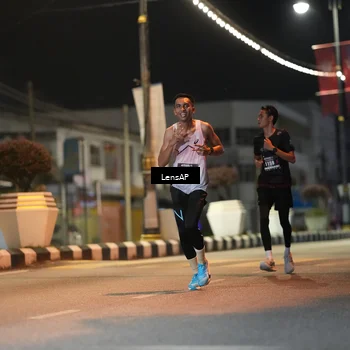 Runner Photo 5775013