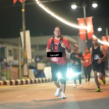 Runner Photo 5775023