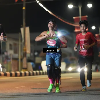 Runner Photo 5775037