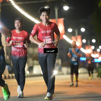 Runner Photo 5775040