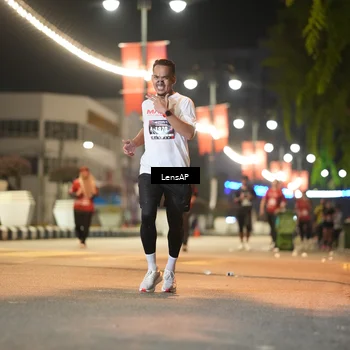 Runner Photo 5775076