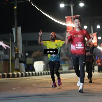 Runner Photo 5775111
