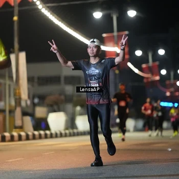 Runner Photo 5775116