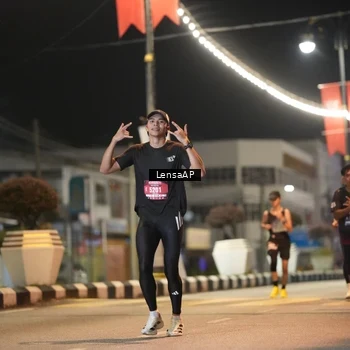 Runner Photo 5775118