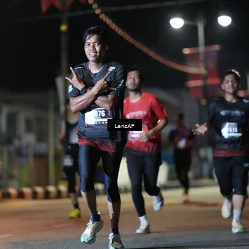 Runner Photo 5775130