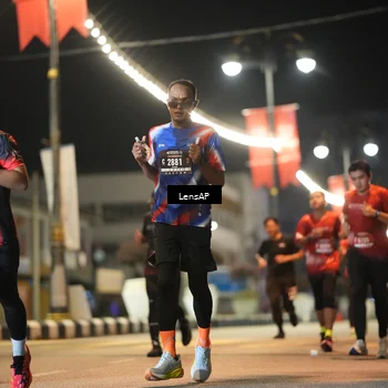 Runner Photo 5775222