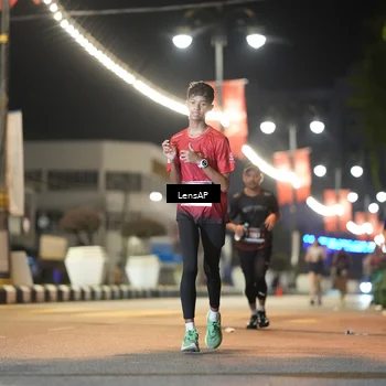 Runner Photo 5775236