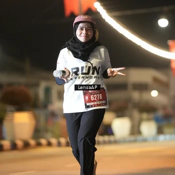 Runner Photo 5775275