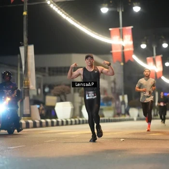 Runner Photo 5775277