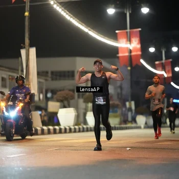 Runner Photo 5775278