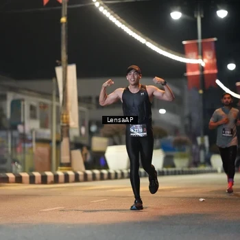 Runner Photo 5775280