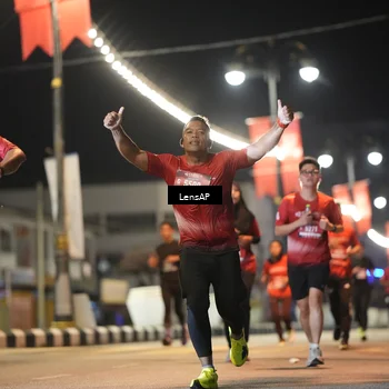 Runner Photo 5775310