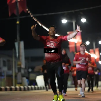 Runner Photo 5775313
