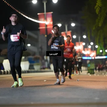 Runner Photo 5775332