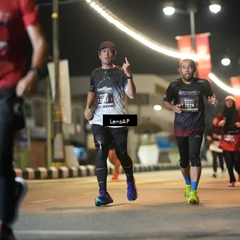 Runner Photo 5775340
