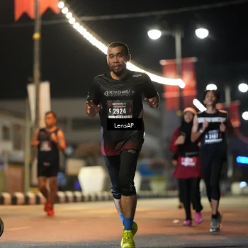 Runner Photo 5775346