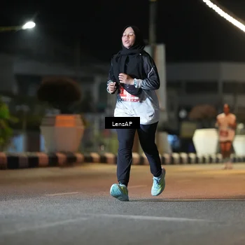 Runner Photo 5775359