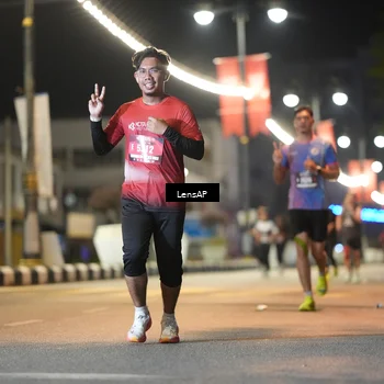 Runner Photo 5775397