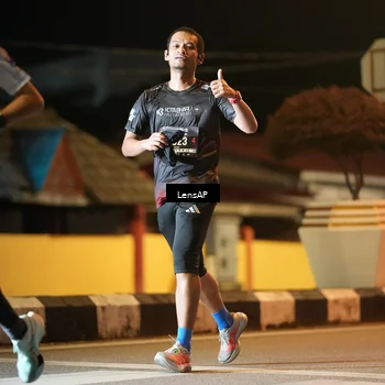 Runner Photo 5775415
