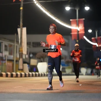 Runner Photo 5775431