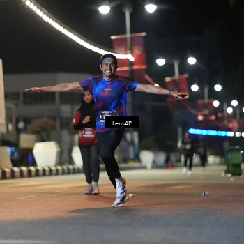 Runner Photo 5775451