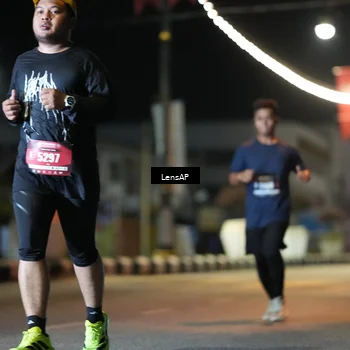 Runner Photo 5775472