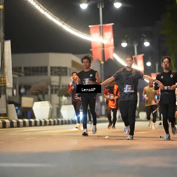 Runner Photo 5775542