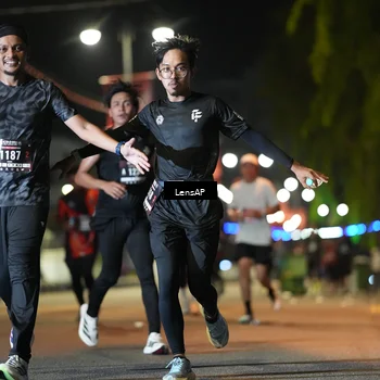 Runner Photo 5775549