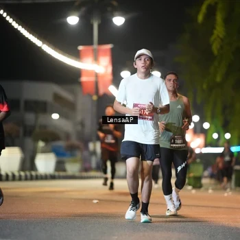 Runner Photo 5775552