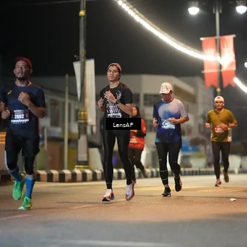 Runner Photo 5775629