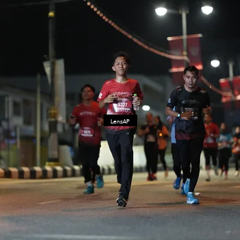 Runner Photo 5775652