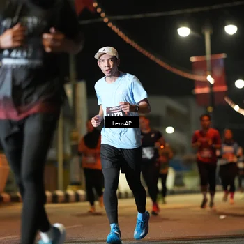 Runner Photo 5775659