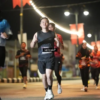 Runner Photo 5775676