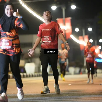Runner Photo 5775681