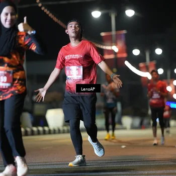 Runner Photo 5775685