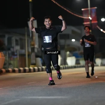 Runner Photo 5775713