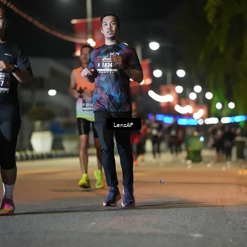 Runner Photo 5775743