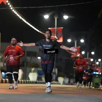 Runner Photo 5775749