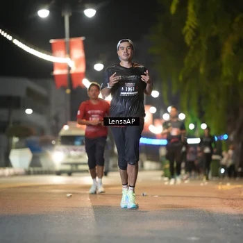 Runner Photo 5775788