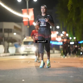 Runner Photo 5775789