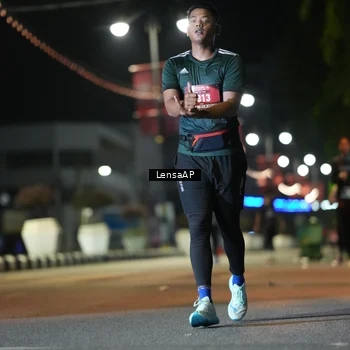 Runner Photo 5775800